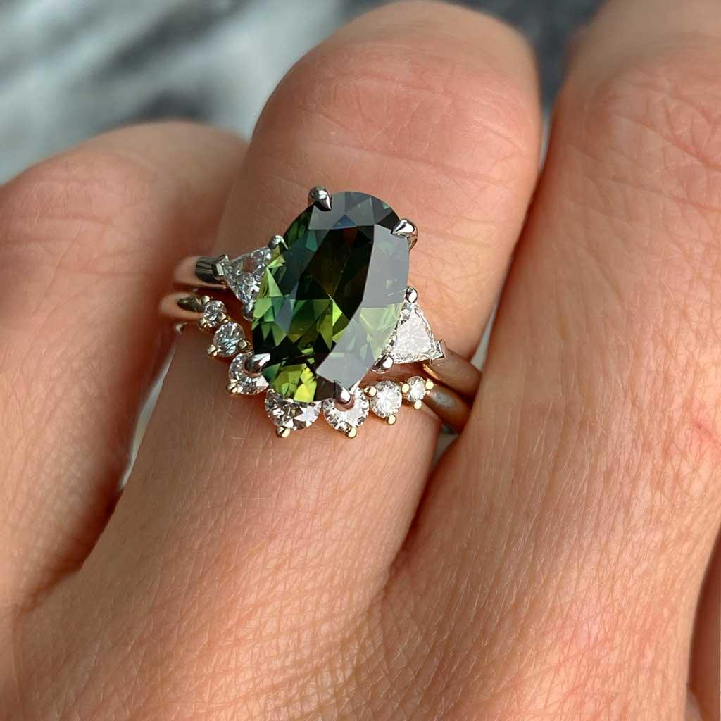 Nola | Oval green sapphire diamond trilliant engagement ring - Lizunova Fine Jewels