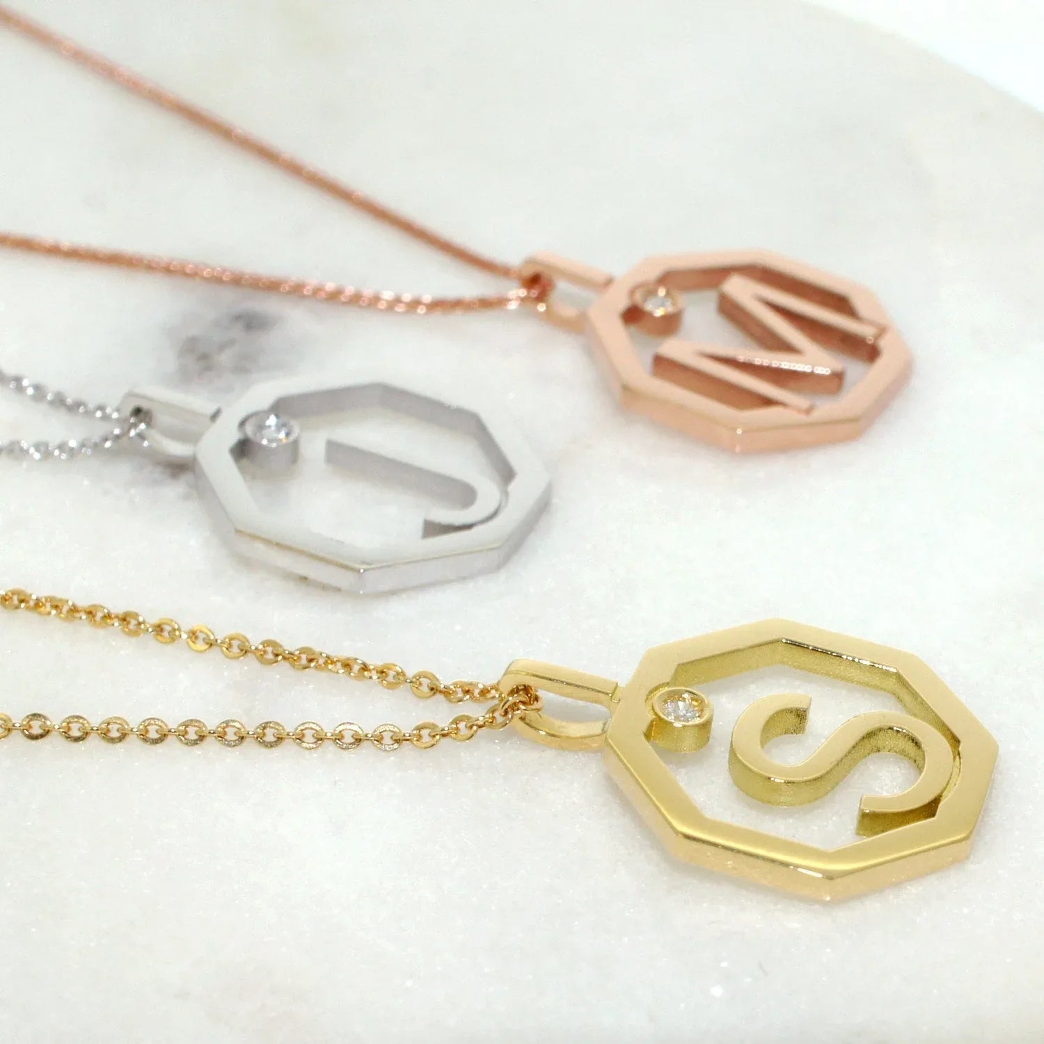Initial pendant S - Lizunova Fine Jewels
