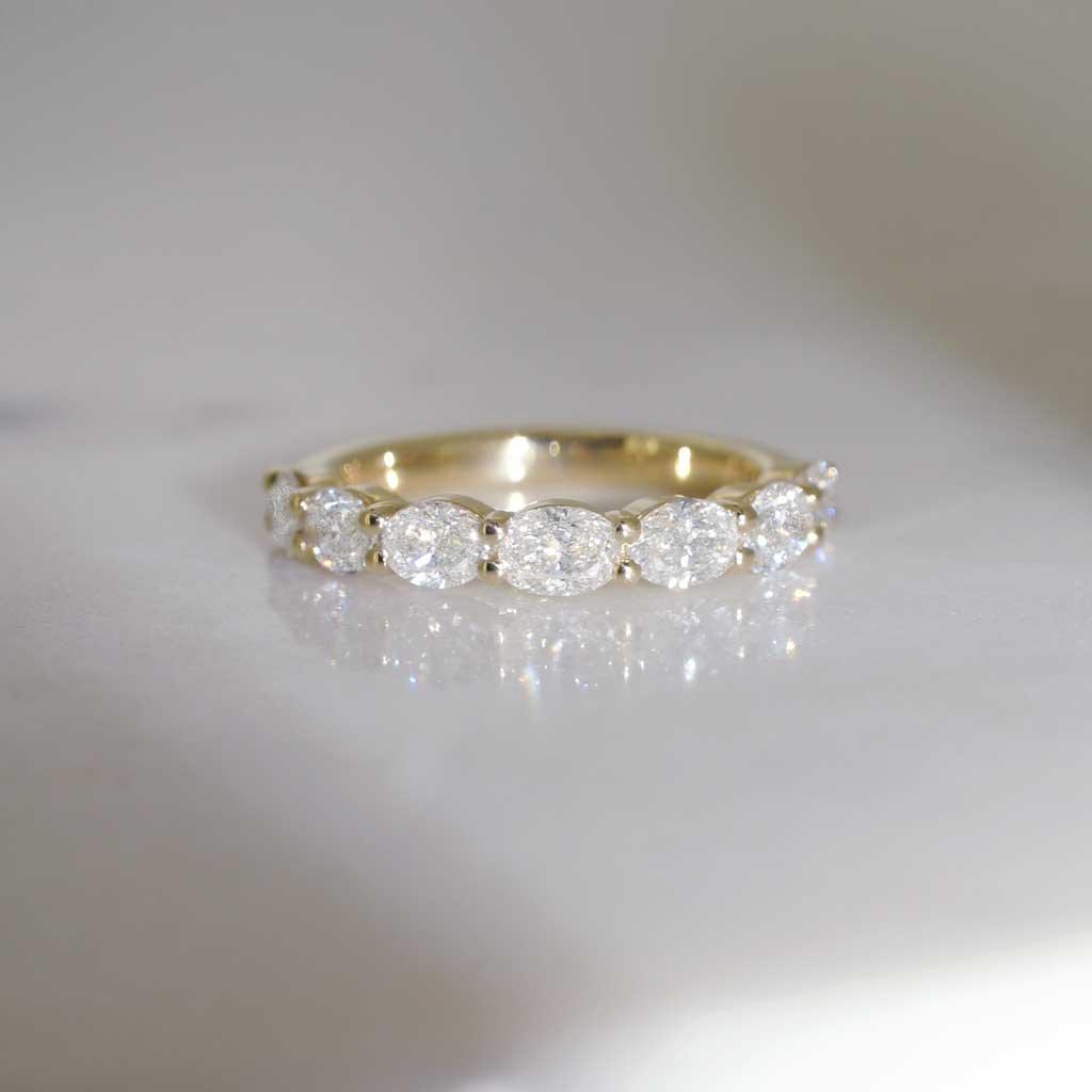 Phoebe | Oval diamond east-west wedding ring - Lizunova Fine Jewels