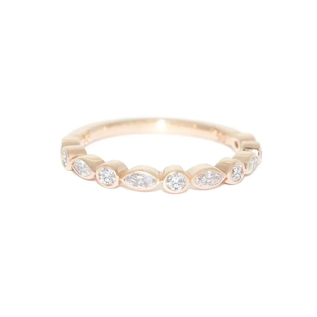 Pia | Vintage diamond wedding ring - Lizunova Fine Jewels