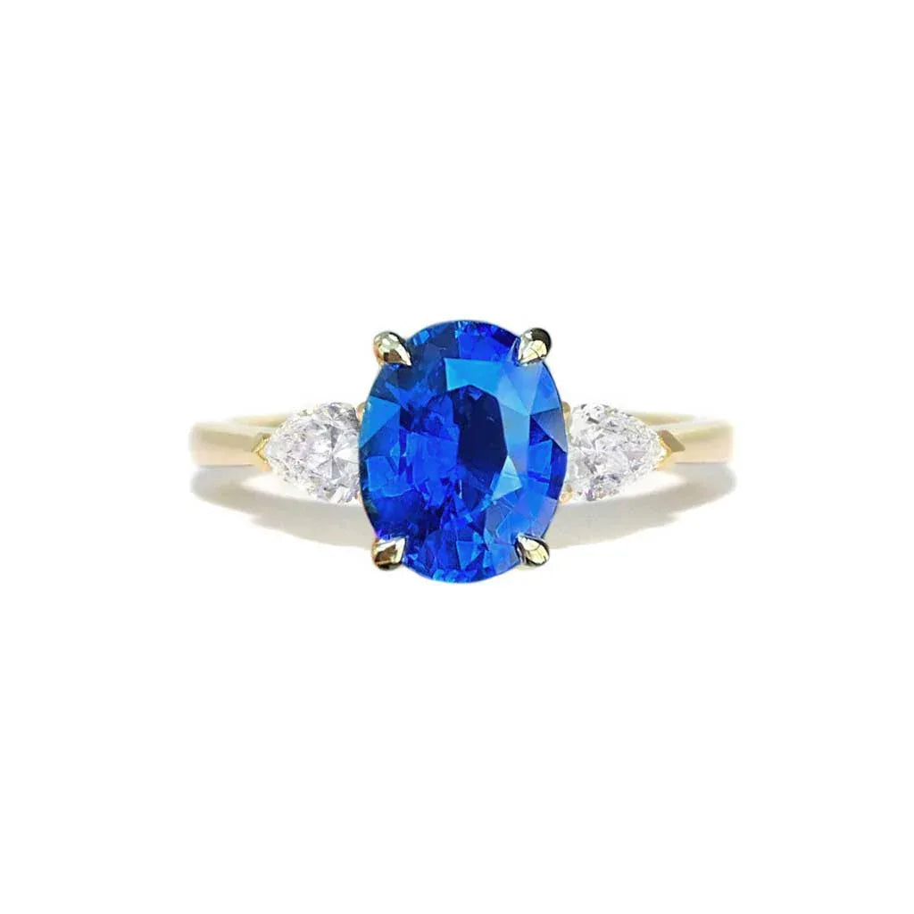 Sofia | Oval cornflower blue sapphire diamond engagement ring - Lizunova Fine Jewels