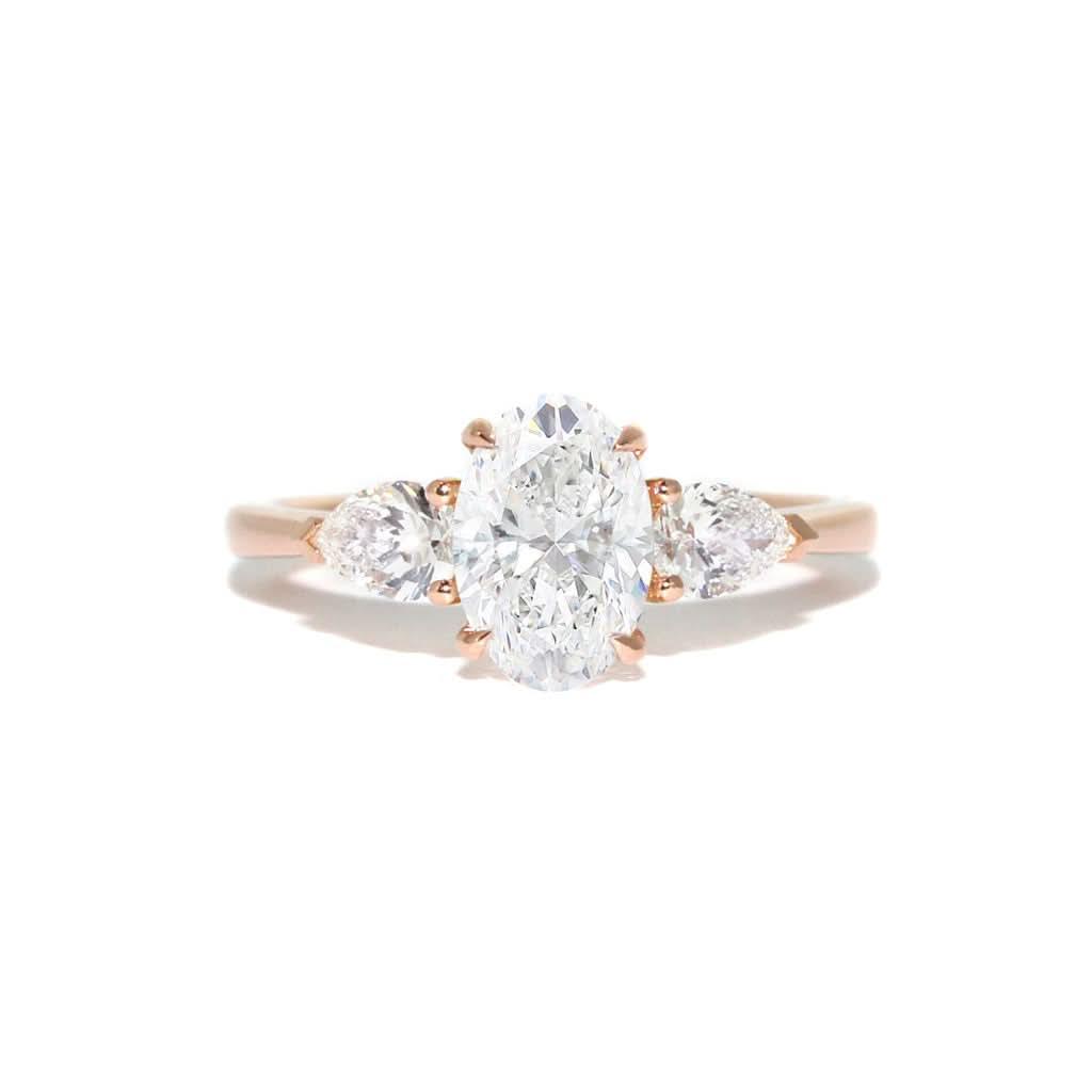 Sofia | Oval diamond engagement ring - Lizunova Fine Jewels