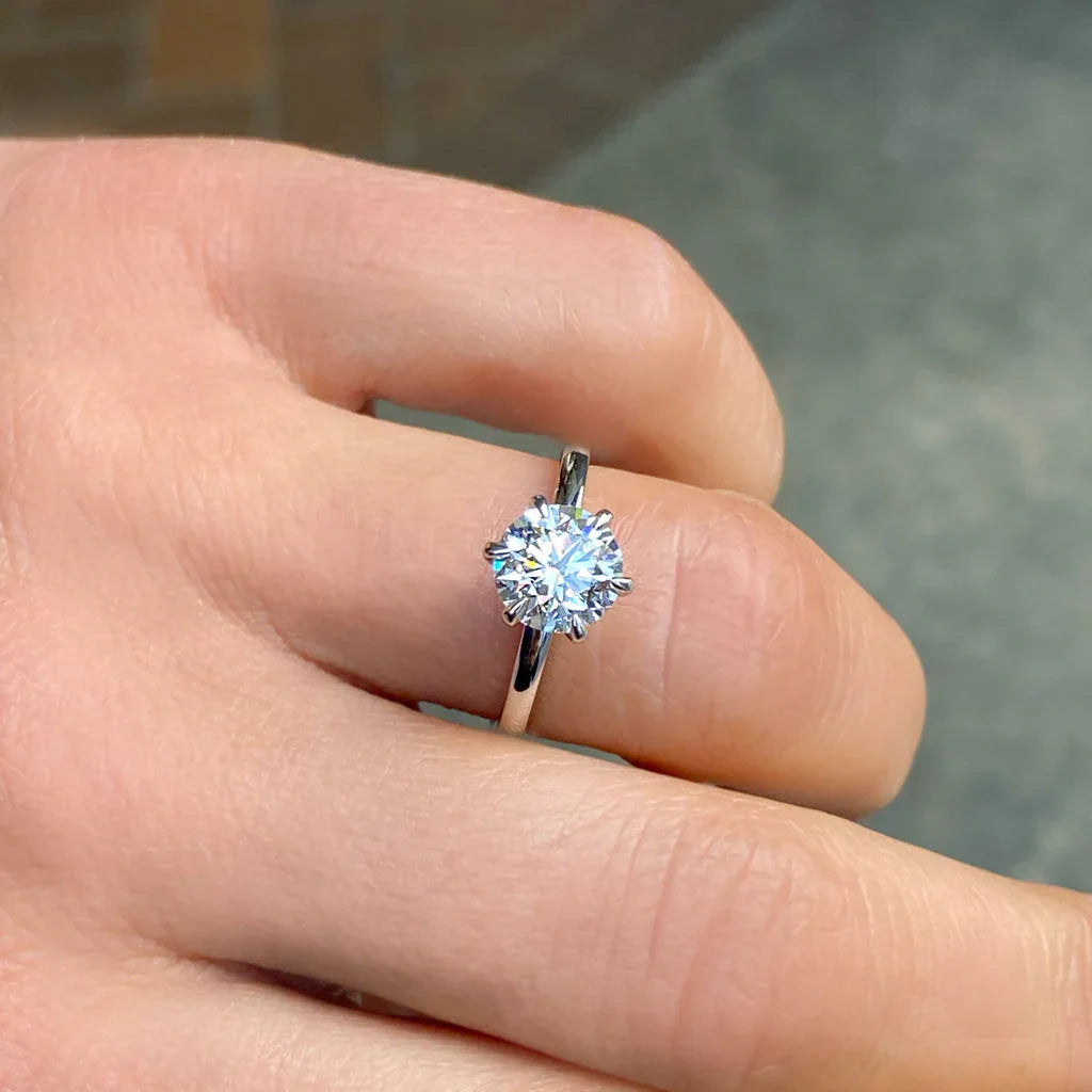 Tallinn | Six claw custom diamond engagement ring - Lizunova Fine Jewels