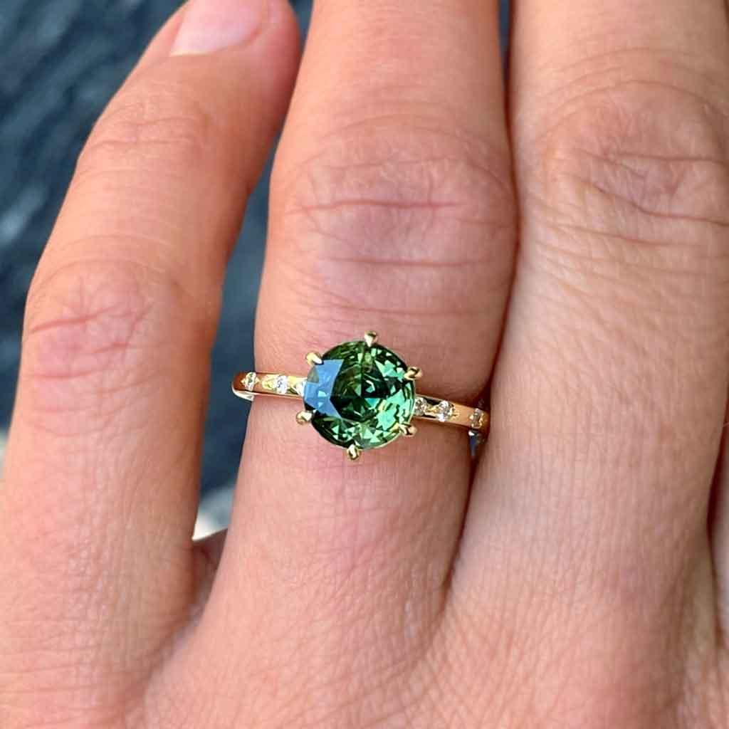 Tallinn | Teal green sapphire engagement ring - Lizunova Fine Jewels