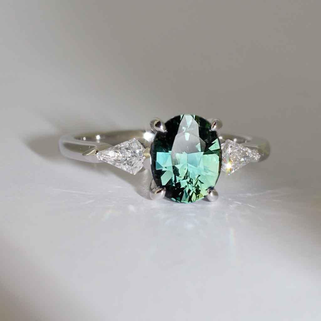 Vera | Oval teal sapphire diamond kite engagement ring - Lizunova Fine Jewels