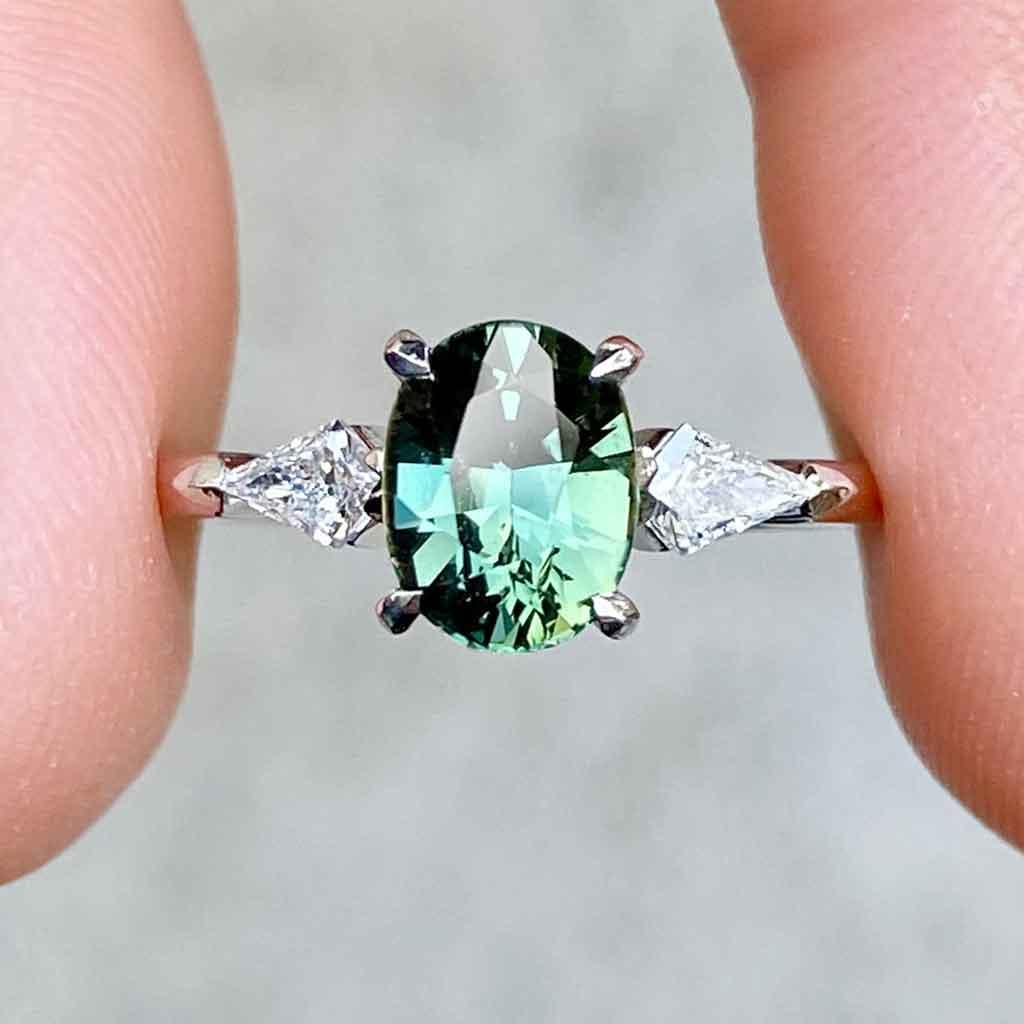 Vera | Oval teal sapphire diamond kite engagement ring - Lizunova Fine Jewels