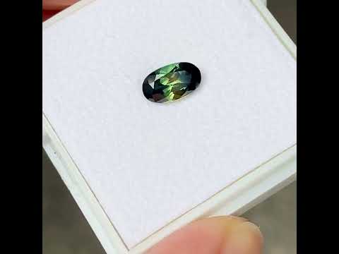 1.38ct oval Australian parti sapphire, Sydney jeweller Lizunova Fine Jewels