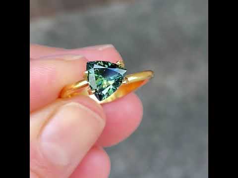 1.28ct trilliant cut Australian parti sapphire, Sydney jeweller Lizunova Fine Jewels, Australia