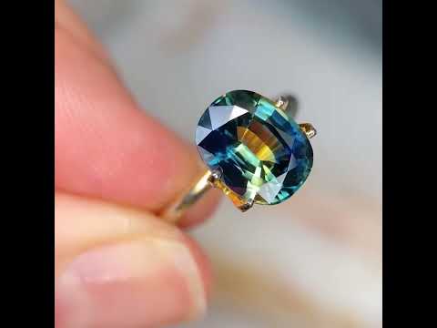 3.54ct blue green yellow Australian parti sapphire available for bespoke engagement ring by Australian jeweller Lizunova, Sydney NSW