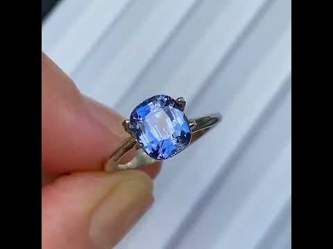 3.37ct cushion cut blue sapphire, Sydney jeweller Lizunova Fine Jewels