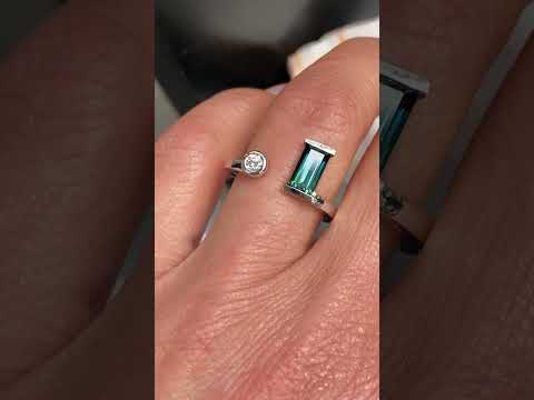 Manhattan toi et moi ring with Australian teal sapphire & diamond, Sydney jeweller Lizunova