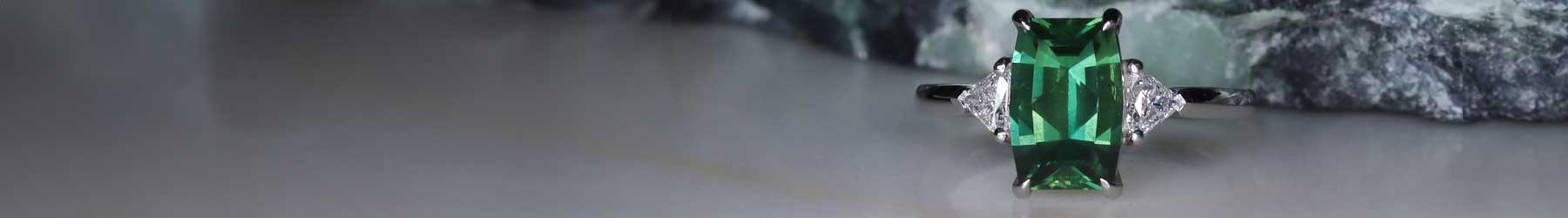 Australian-teal-parti-sapphire-engagement-rings-Sydney-jeweller-Lizunova-Fine-Jewels-NSW-Australia