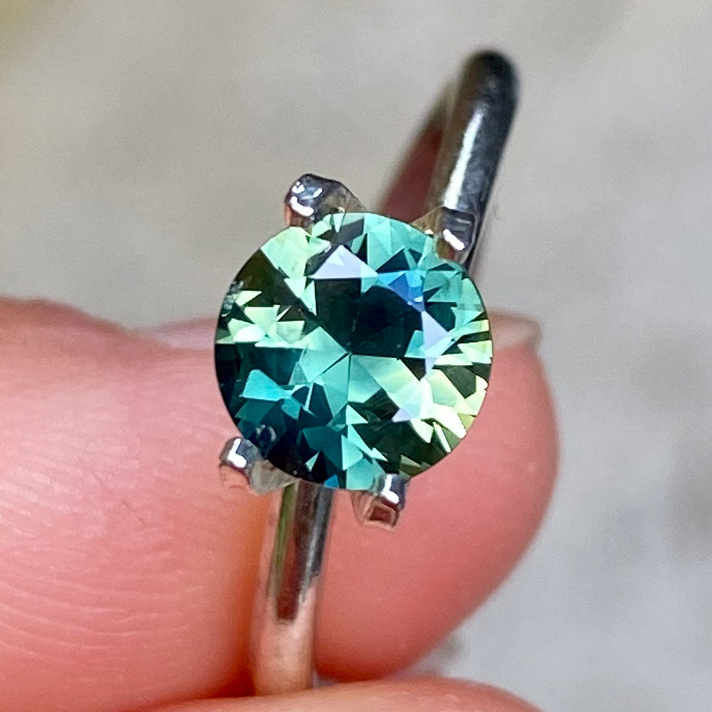 1.29ct-round-parti-sapphire-2-Lizunova-Fine-Jewels-Sydney-NSW-Australia