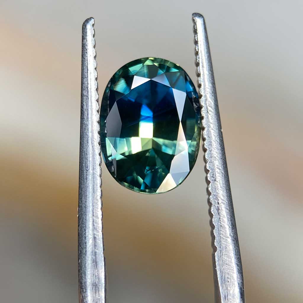 1.68ct oval Australian parti sapphire in blue, green and yellow colours, by Australian jeweller Lizunova, Sydney NSW