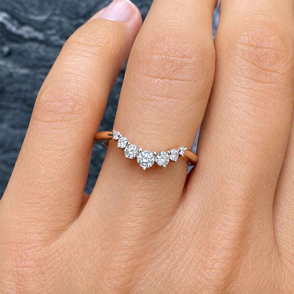 Ami | Curved diamond wedding band - Lizunova Fine Jewels