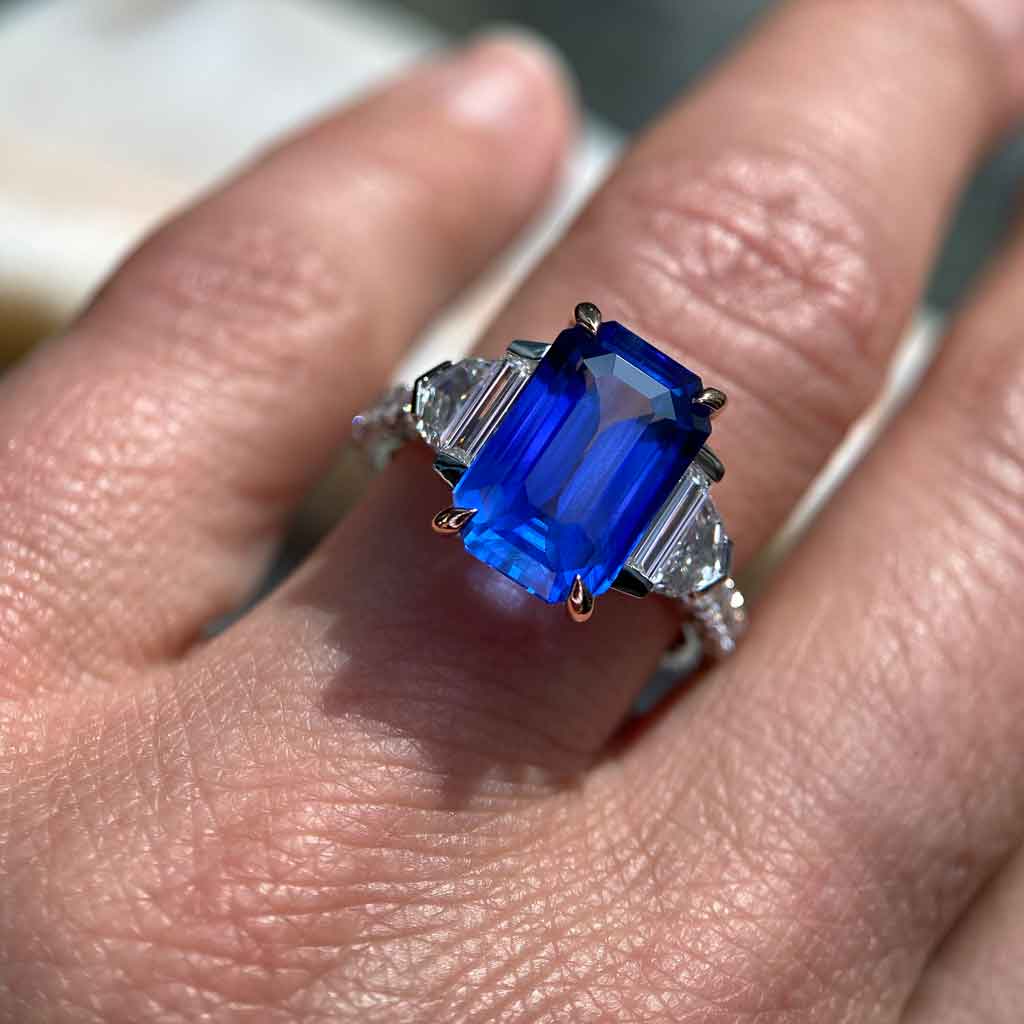 Annick | Emerald cut blue sapphire diamond engagement ring