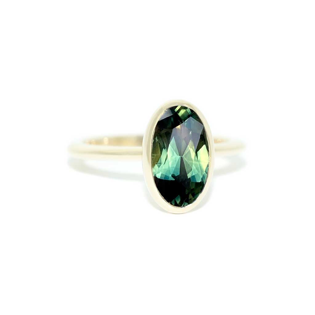 Bezel-set-green-sapphire-custom-engagement-ring-Sydney-jeweller-Lizunova-Fine-Jewels