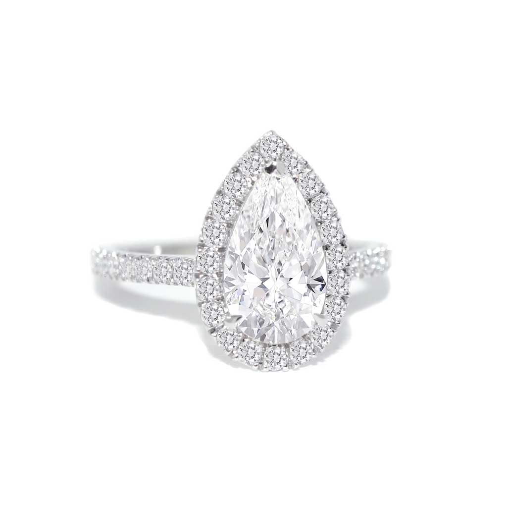 Astrid | Diamond halo engagement ring