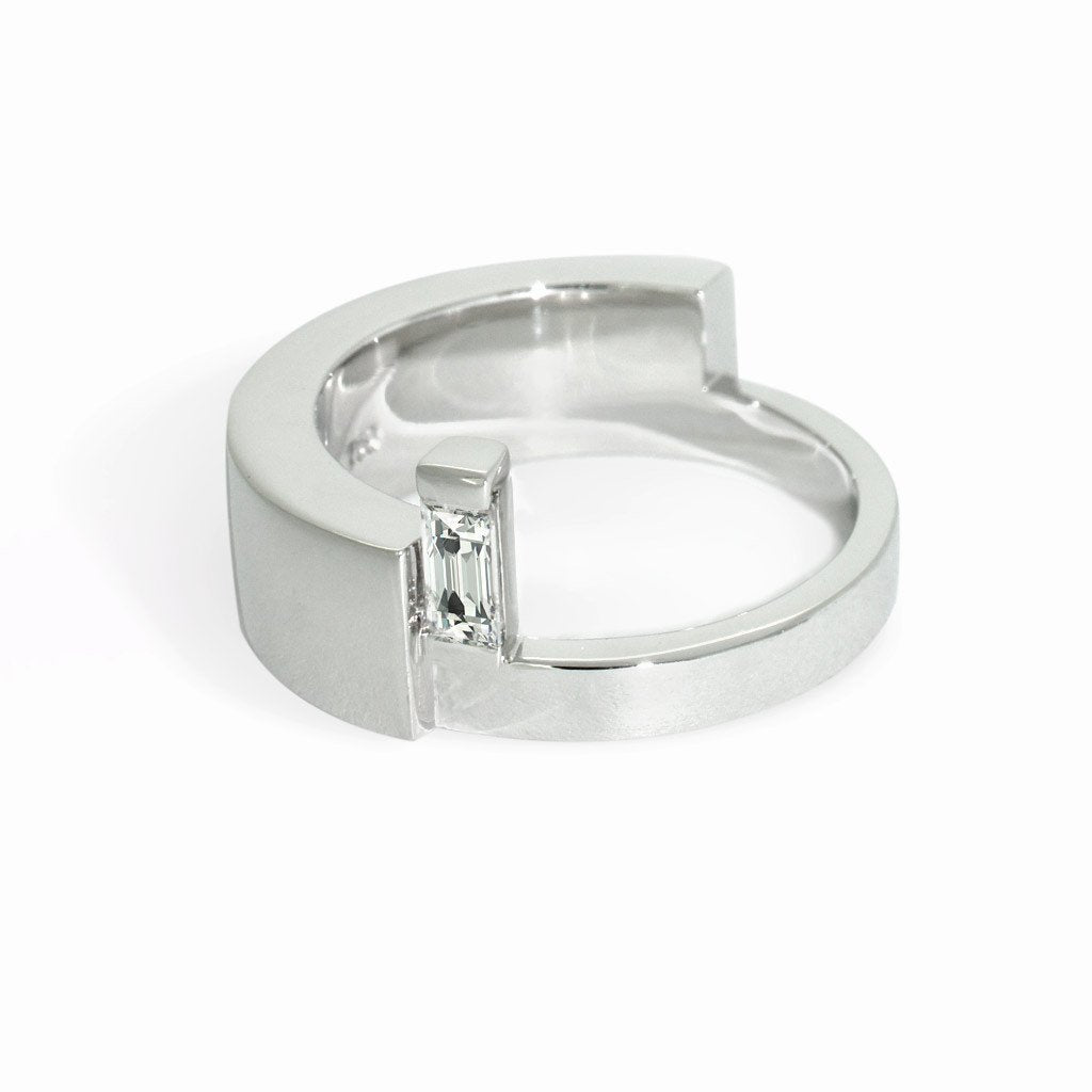 Half-Moon-ring-Lizunova-Lizunova-Fine-Jewels-Sydney-NSW-Australia