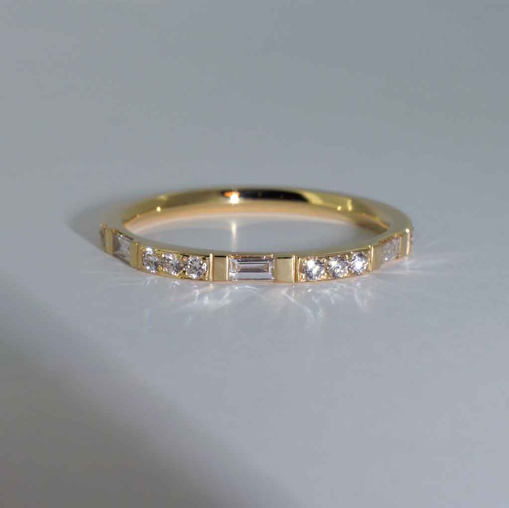 Molly - Baguette & round diamond wedding ring - Lizunova Fine Jewels