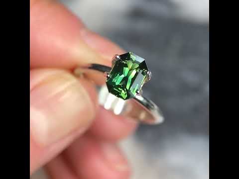 1.39ct emerald radiant cut Australian parti sapphire available for a bespoke engagement ring by Lizunova Fine Jewels