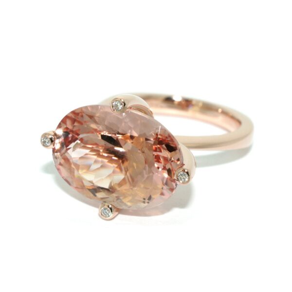 Lumiere-Morganite-rose-gold-diamond-cocktail-ring-Lizunova-Fine-Jewels-Sydney-NSW-Australia