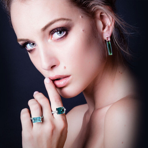 Lumiere-custom-made-engagement-ring-aquamarine-white-gold-diamonds-Lizunova-Fine-Jewels-Sydney-NSW-Australia