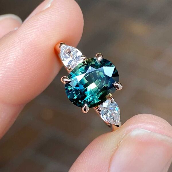 Sofia-Bespoke-oval-parti-sapphire-diamond-rose-gold-engagement-ring-4-Lizunova-Fine-Jewels-Sydney-NSW-Australia
