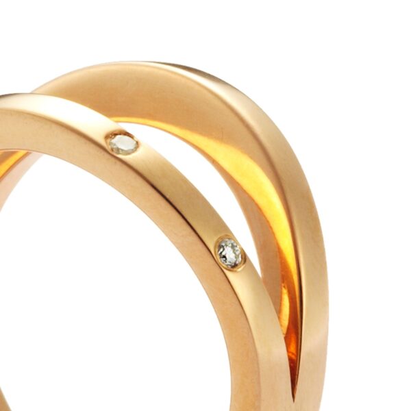Unity-Split-shank-rose-gold-ring-diamonds-contemporary-Lizunova-Fine-Jewels-jeweller-Sydney-NSW-Australia