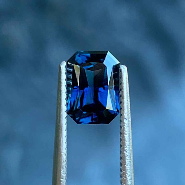 1.5ct-emerald-radiant-cut-Australian-teal-sapphire-Sydney-jeweller-Lizunova-Fine-Jewels-SKU20026-3