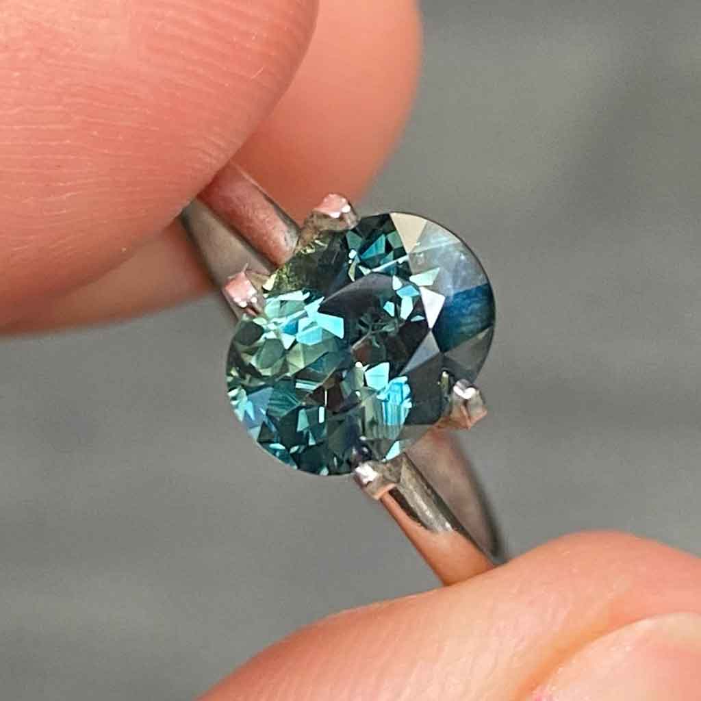 oval-Australian-teal-sapphire-bespoke-engagement-ring-Sydney-jeweller-Lizunova-Fine-Jewels jeweller Lizunova Fine Jewels