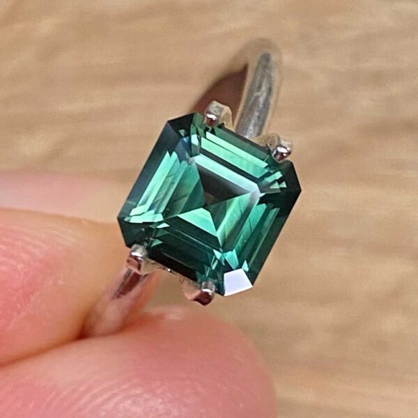 Emerald-cut-Australian-green-sapphire-custom-engagement-ring-Sydney-jeweller-Lizunova-Fine-Jewels