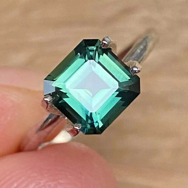 Emerald-cut-Australian-green-sapphire-custom-engagement-ring-Sydney-jeweller-Lizunova-Fine-Jewels