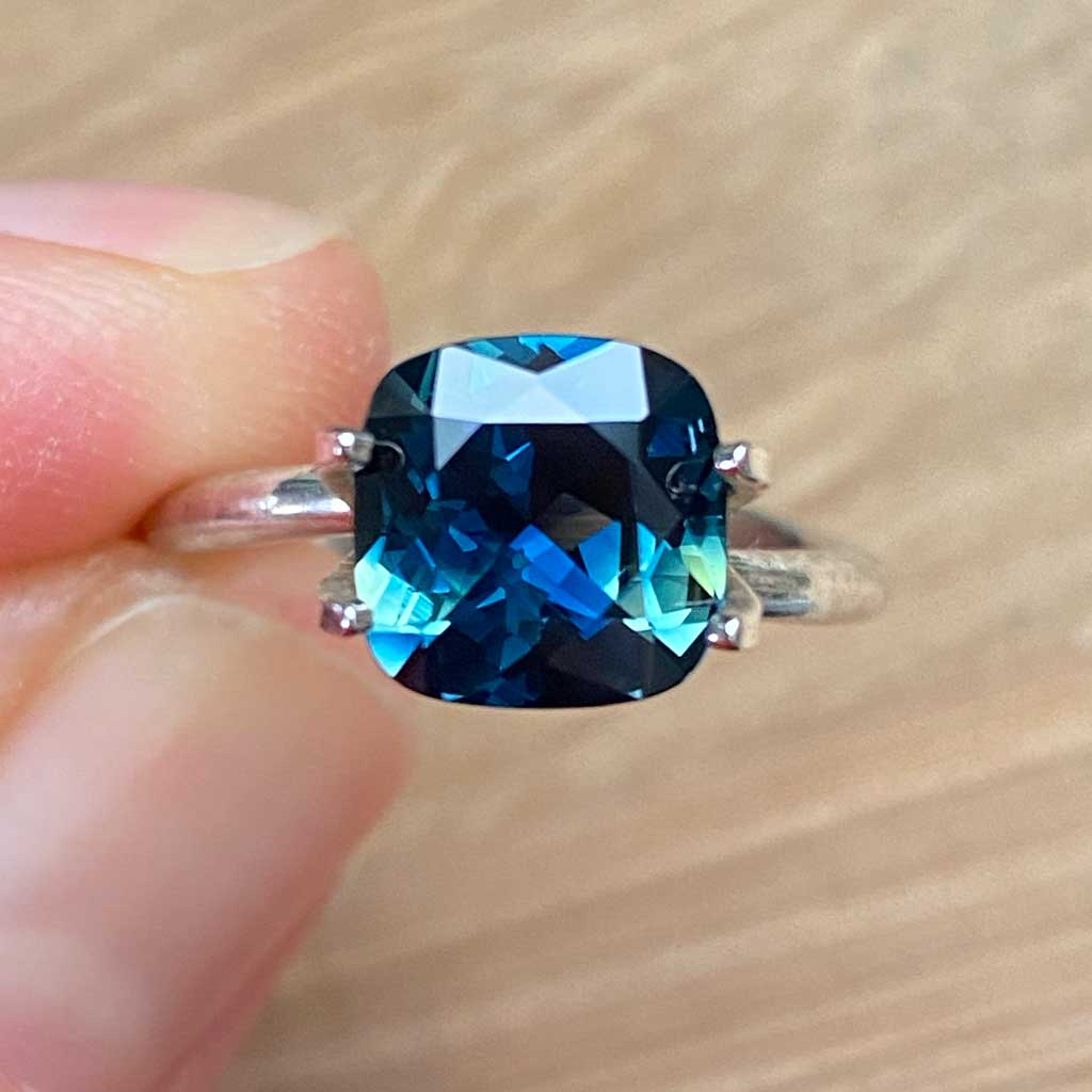 cushion-cut-Australian-parti-sapphire-custom-engagement-ring-Sydney-jeweller-Lizunova-Fine-Jewels