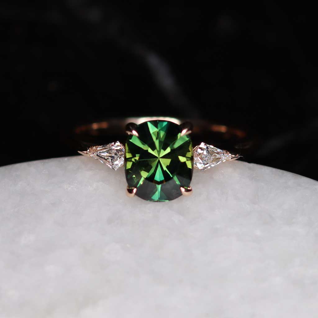 green-sapphire-diamond-halo-engagement-ring-sydney-jeweller-lizunova