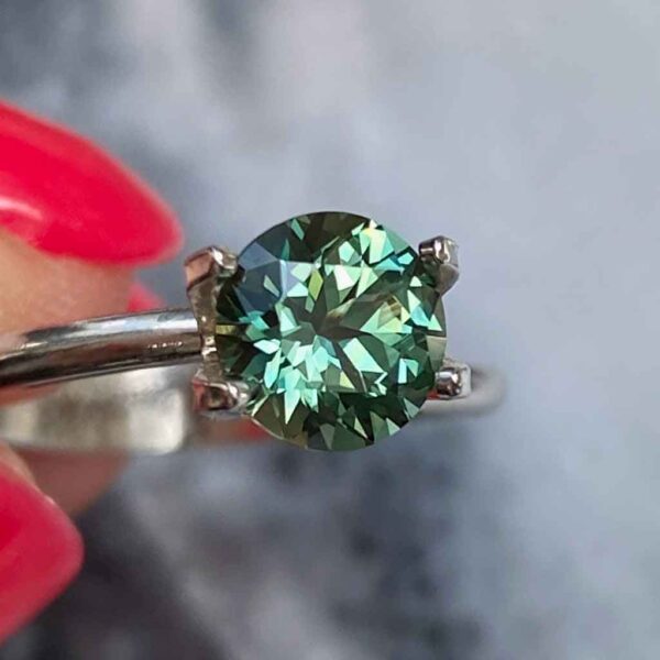 round-australian-light-green-sapphire-custom-engagement-ring-Sydney-jeweller-Lizunova-Fine-Jewels