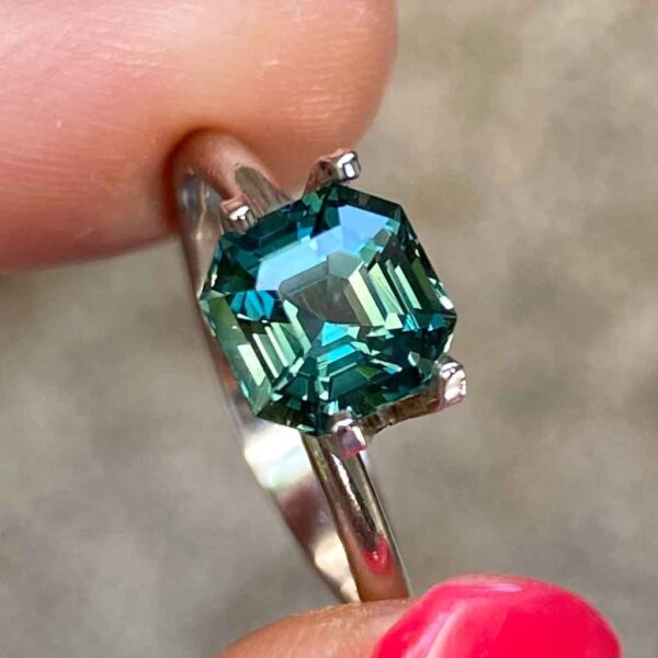 emerald-asscher-cut-teal-sapphire-custom-engagement-ring-Sydney-jeweller-Lizunova-Fine-Jewels