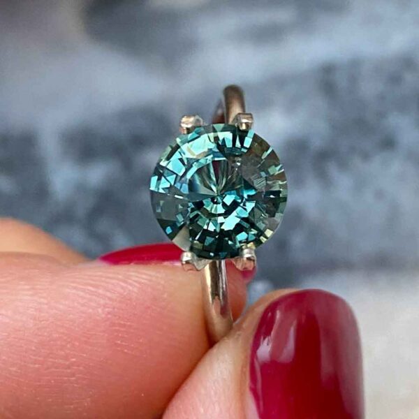 round-madagascan-unheated-teal-sapphire-custom-engagement-ring-Sydney-jeweller-Lizunova-Fine-Jewels