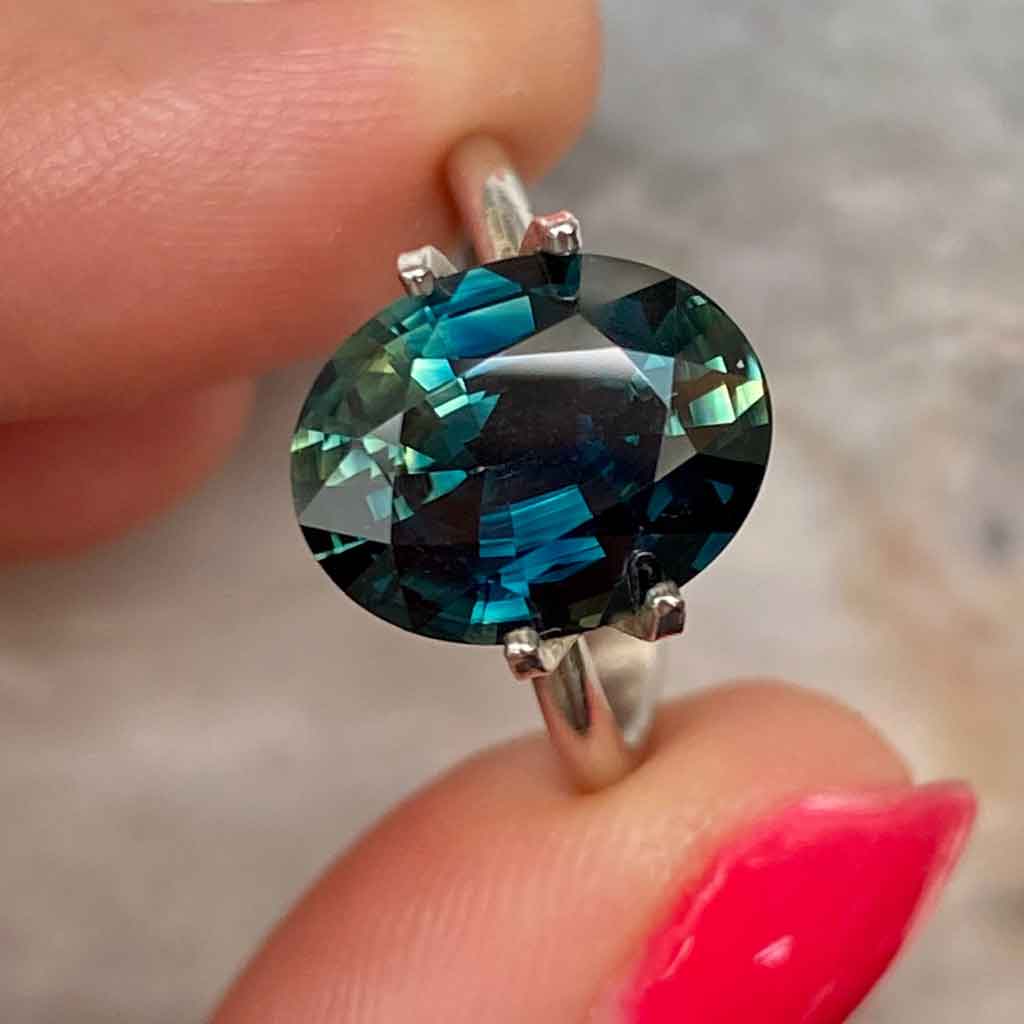 oval-australian-teal-parti-sapphire-custom-engagement-ring-Sydney-jeweller-Lizunova-Fine-Jewels