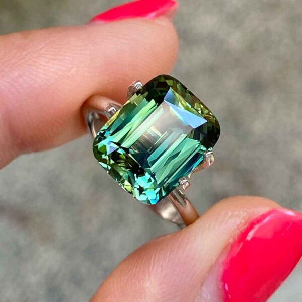 cushion-cut-teal-sapphire-custom-engagement-ring-Sydney-jeweller-Lizunova-Fine-Jewels