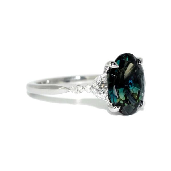 Australian-teal-parti-sapphire-custom-engagement-ring-Sydney-jeweller-Lizunova-Fine-Jewels