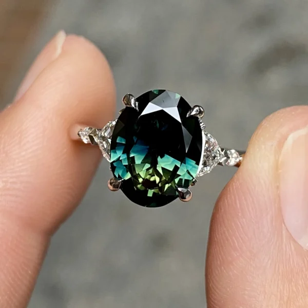 Australian-teal-parti-sapphire-custom-engagement-ring-Sydney-jeweller-Lizunova-Fine-Jewels